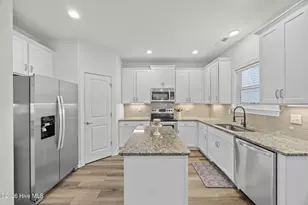 10113 Belville Oaks Ln, Leland, NC 28451 - Photo 7