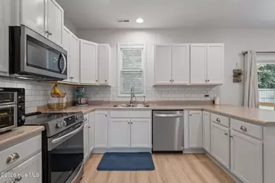 9289 Cassadine Court, Leland, NC 28451 - Photo 5