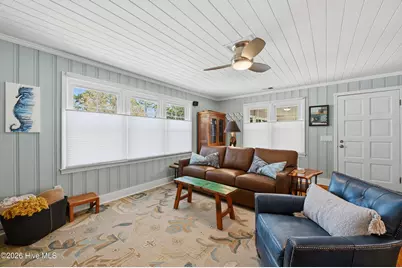 102 S Fodale Avenue, Southport, NC 28461 - Photo 5