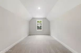 30421 E Lake Rd, Wagram, NC 28396 - Photo 27