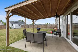 202 Maidstone Dr, Richlands, NC 28574 - Photo 35