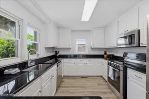 715 Carolina Beach Ave N, Carolina Beach, NC 28428 - Photo 23