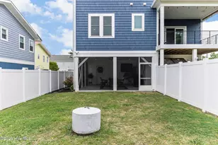 304 Birmingham Ave, Carolina Beach, NC 28428 - Photo 65