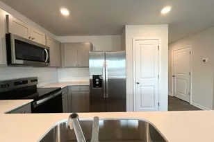 201 Maddox Dr, Aberdeen, NC 28315 - Photo 13