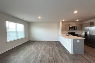 201 Maddox Dr, Aberdeen, NC 28315 - Photo 5