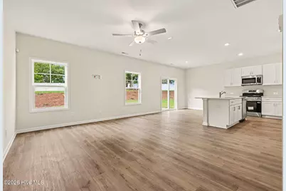 109 Crossvine Street, Selma, NC 27576 - Photo 5