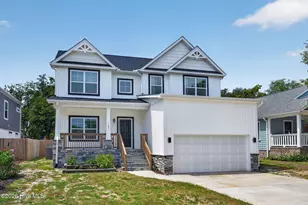 163 NE 2nd St, Oak Island, NC 28465 - Photo 3