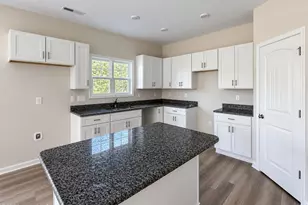 51 Fiddleneck Ct, Selma, NC 27576 - Photo 9