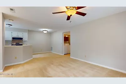 1203 Wilshire Circle, Aberdeen, NC 28315 - Photo 9