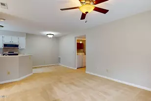 1203 Wilshire Cir, Aberdeen, NC 28315 - Photo 9
