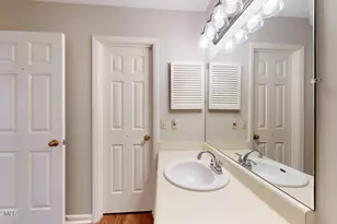 1203 Wilshire Cir, Aberdeen, NC 28315 - Photo 21