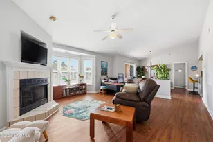 413 Commerce Ave, Morehead City, NC 28557 - Photo 3