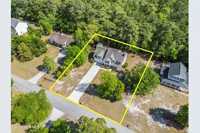 1643 Chadwick Shores Drive, Sneads Ferry, NC 28460 - Photo 5