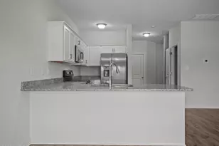 209 Verrazzano Ln, Jacksonville, NC 28546 - Photo 3
