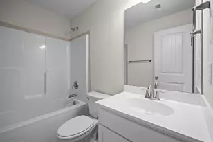 209 Verrazzano Ln, Jacksonville, NC 28546 - Photo 17