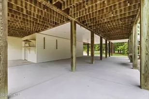 614 Cape Fear Dr, Burgaw, NC 28425 - Photo 5