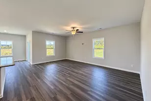 37 Fiddleneck Ct, Selma, NC 27576 - Photo 5