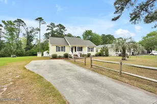 280 Crystal Rd, Southport, NC 28461 - Photo 3