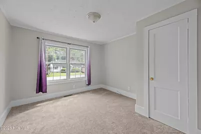 2402 Oaks Road, New Bern, NC 28560 - Photo 15