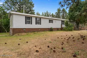 2391 Murdocksville Rd, West End, NC 27376 - Photo 1