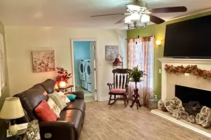 407 4th St, Bladenboro, NC 28320 - Photo 9