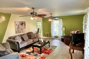 407 4th St, Bladenboro, NC 28320 - Photo 15