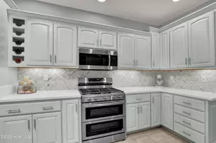 719 Sawgrass Rd, Hampstead, NC 28443 - Photo 17