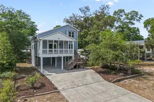105 SW 11th St, Oak Island, NC 28465 - Photo 3