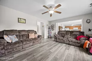 316 Mann St, Hubert, NC 28539 - Photo 13