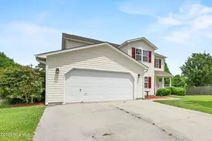 316 Mann St, Hubert, NC 28539 - Photo 3