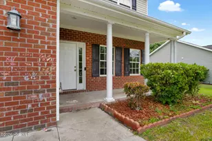 413 Little Creek Ct, Jacksonville, NC 28546 - Photo 9