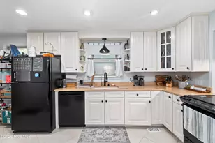 606 Forest Hill Cir, Elizabeth City, NC 27909 - Photo 11
