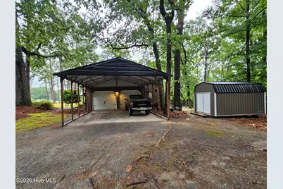 301 Fork Lake Drive, Clinton, NC 28328 - Photo 9