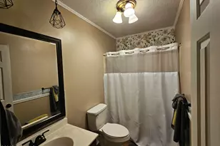 301 Fork Lake Dr, Clinton, NC 28328 - Photo 33