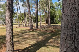 301 Fork Lake Dr, Clinton, NC 28328 - Photo 13