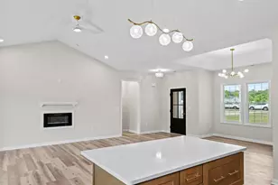 402 Wade Dr, Richlands, NC 28574 - Photo 11