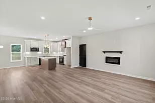406 Wade Dr, Richlands, NC 28574 - Photo 13