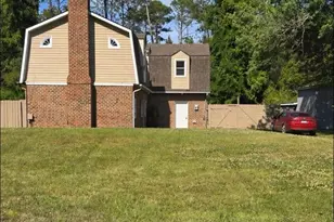 104 Croatan Dr, Newport, NC 28570 - Photo 1