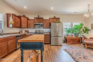 107 Village Dr, Holly Ridge, NC 28445 - Photo 15