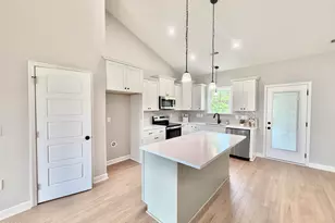 3794 Chatsworth Dr, La Grange, NC 28551 - Photo 5