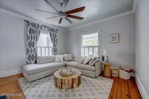 229 New St, New Bern, NC 28560 - Photo 5