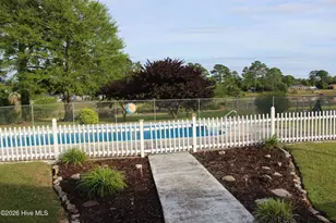 2342 N Lakeview Dr, Newport, NC 28570 - Photo 9