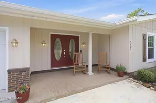 2342 N Lakeview Dr, Newport, NC 28570 - Photo 3