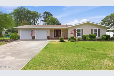 2342 N Lakeview Drive, Newport, NC 28570 - Photo 1
