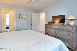 5207 E Pelican Dr, Oak Island, NC 28465 - Photo 37