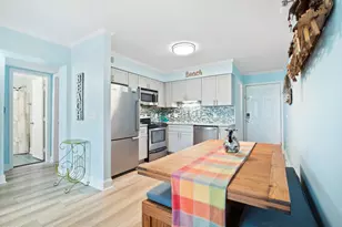 1404 Canal Dr, Carolina Beach, NC 28428 - Photo 13