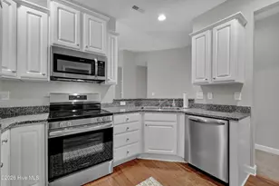 103 Thrasher Ct, Hampstead, NC 28443 - Photo 11