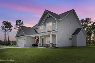 402 Reynolds Ct, Sneads Ferry, NC 28460 - Photo 3