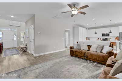 402 Reynolds Court, Sneads Ferry, NC 28460 - Photo 11