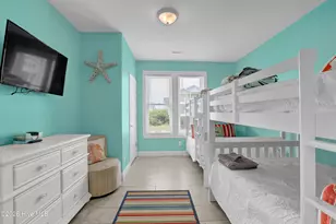 37 Porpoise Pl, North Topsail Beach, NC 28460 - Photo 7